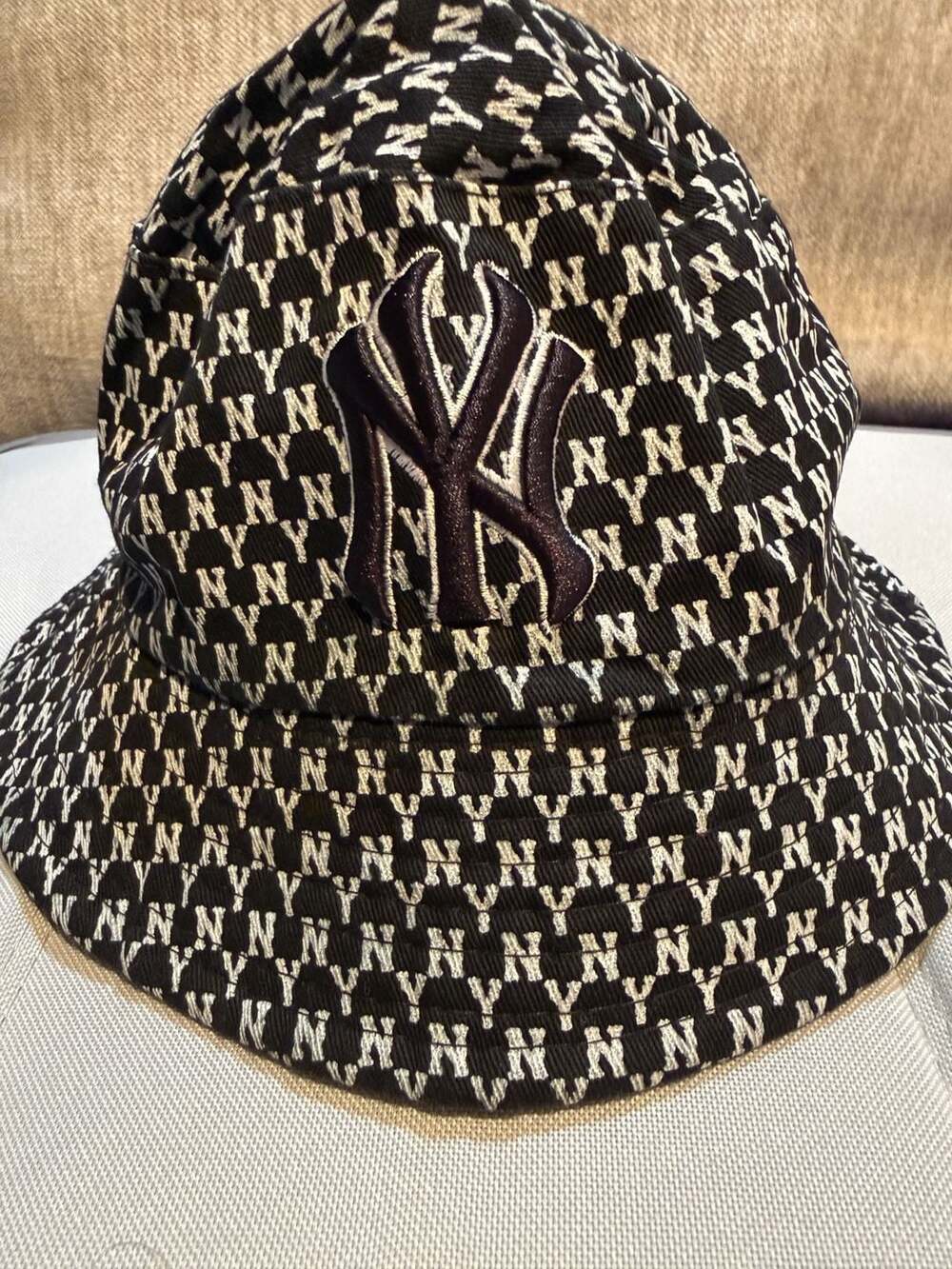 New York Yankees MLB Reversible Monogram Black Bucket Hat